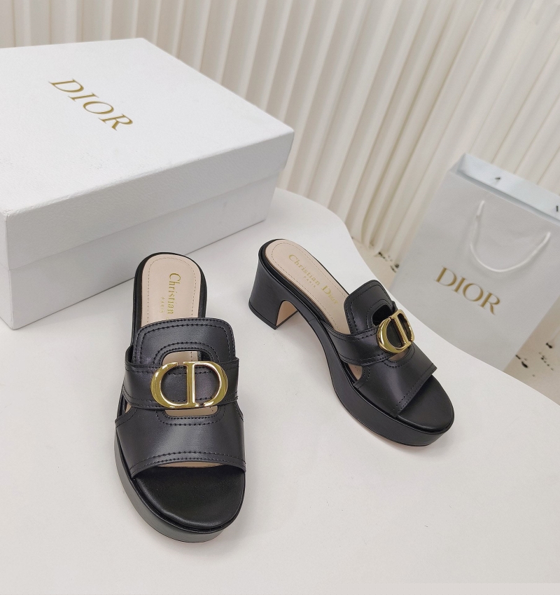 ch**an D*or slippers